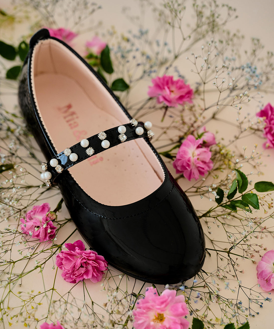 Black Shoes With Pearls