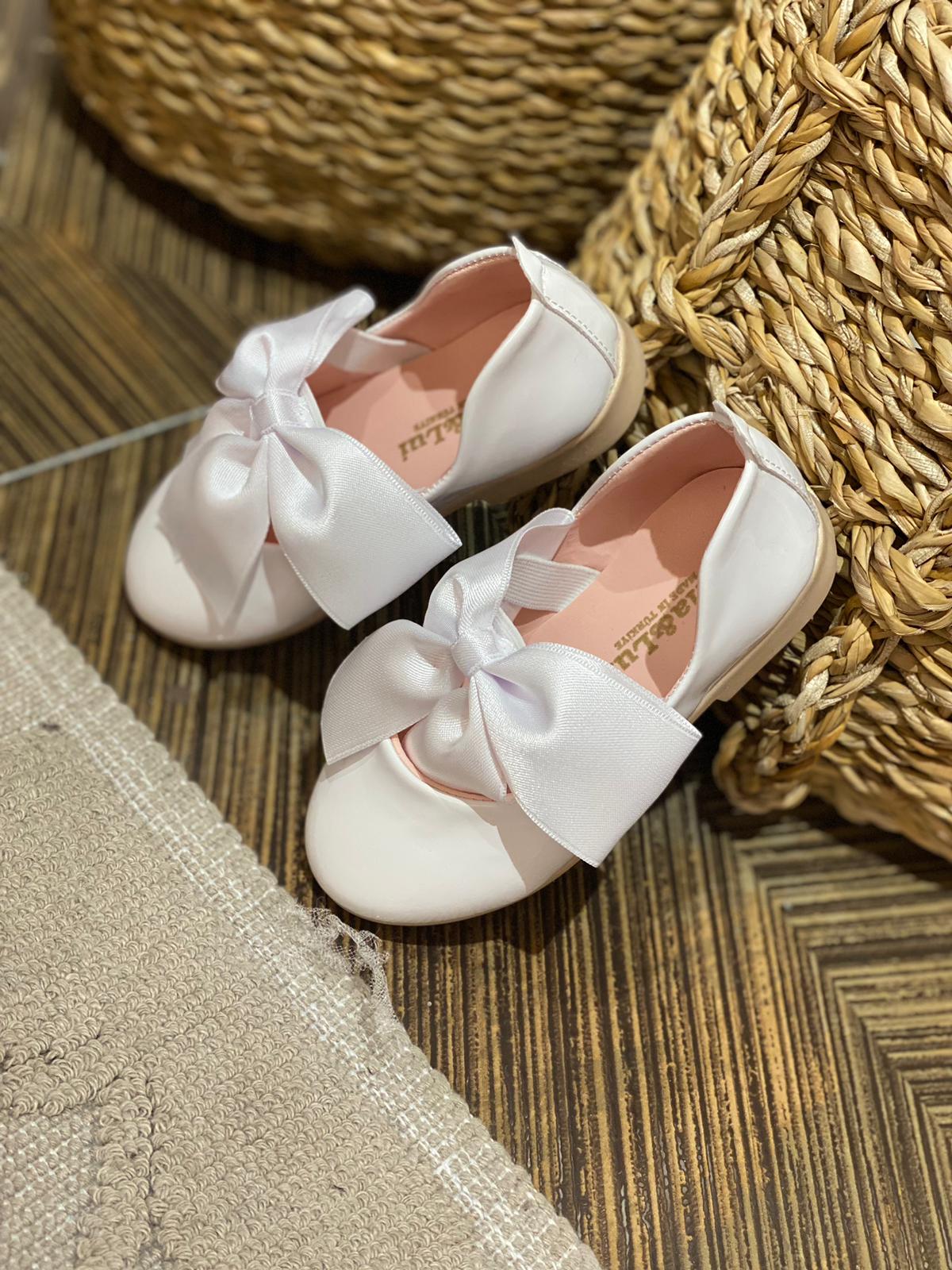 White Shoes With Fionka